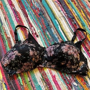 TORRID 44C bra